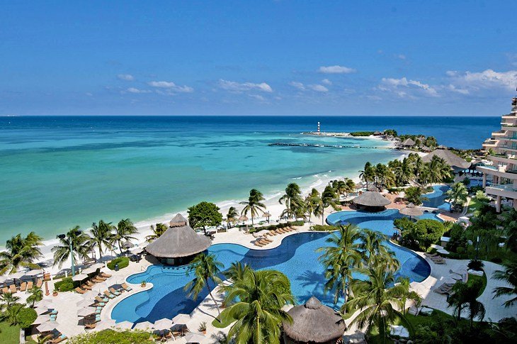 Best Cancun resorts for couples