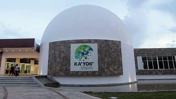 Planetario De Cancun
