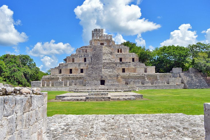 mexico-best-mayan-ruins-edzna