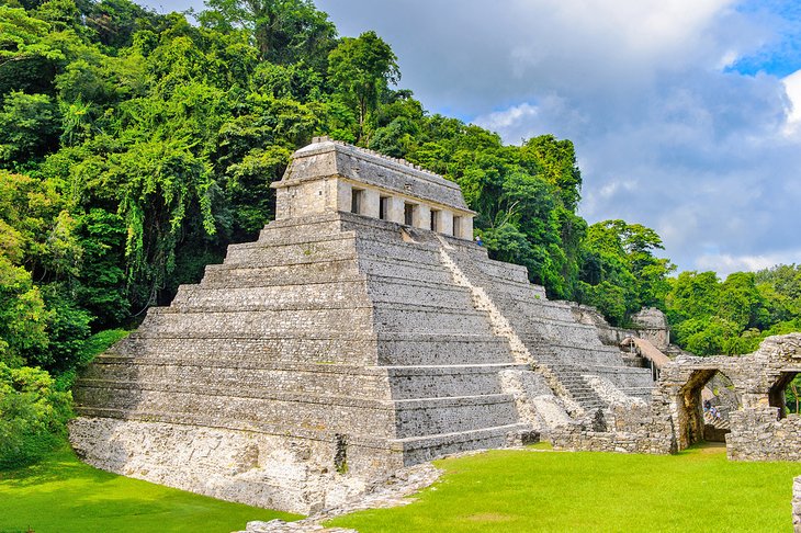 mexico-best-mayan-ruins-palenque