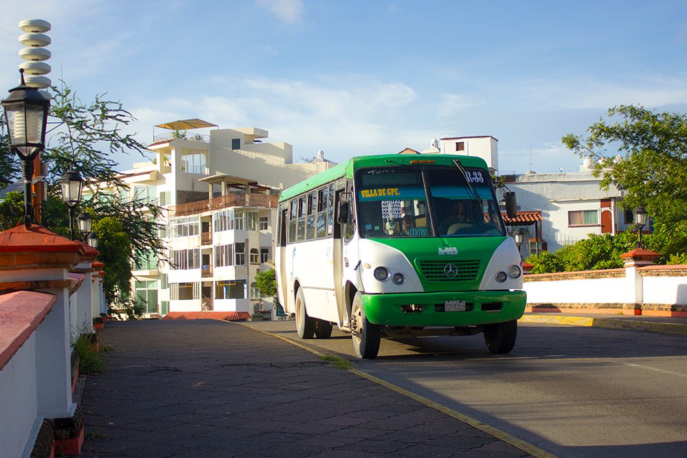 Buses to Mismaloya and Vallarta Zoo