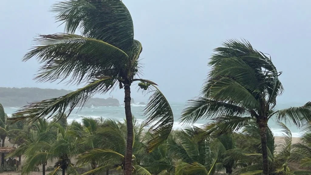 hurricane in Cancun